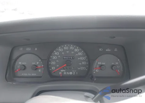 2003 Mercury Grand Marquis Gs из США, поврежденный, VIN 2MEFM74W93X660466